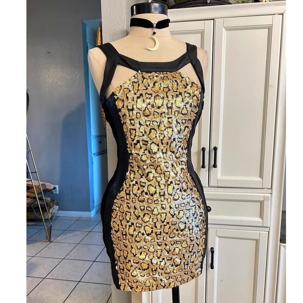 Bebe Vintage Y2K Gold Sequin Leopard Mini Dress Bodycon XSMALL Fitted Sexy
